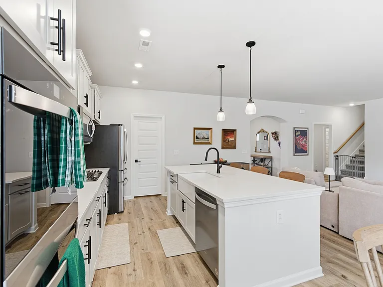 148 Flintridge Dr — Photo 10