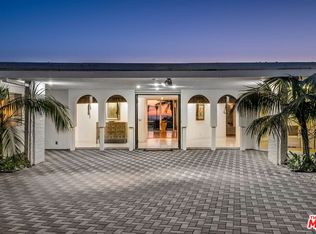 450 Trousdale Pl, Beverly Hills, CA 90210