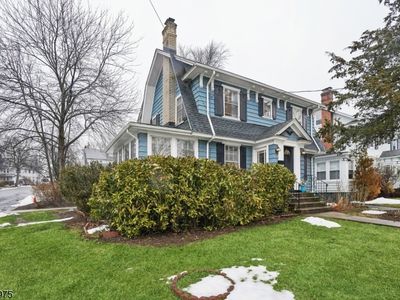 25 Burnett Ter, Maplewood, NJ, 07040