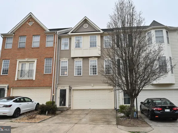 8708 Phipps Farm Way, Manassas, VA 20109