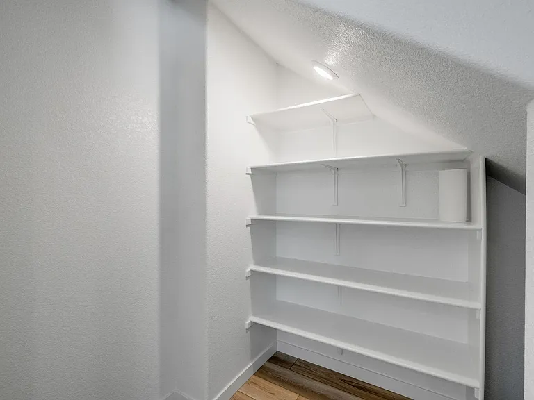 7650 Kobuk Valley Cir — Photo 33