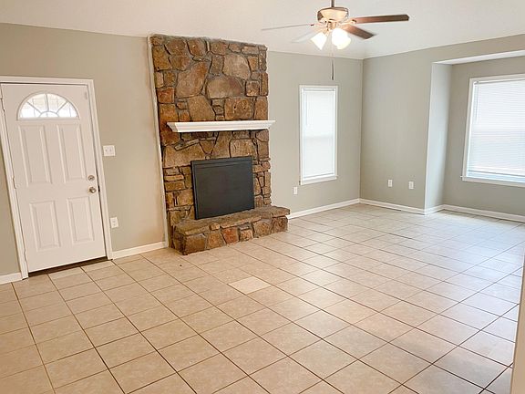 3rd image of 5974 Bishop Dale Dr