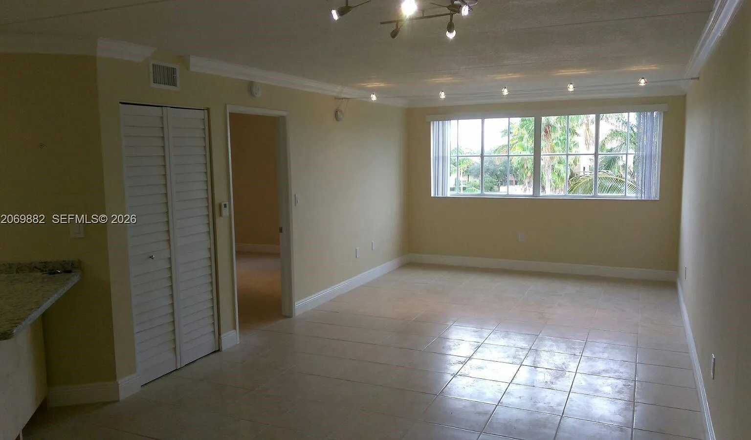 Mirassou Condo — Photo 4