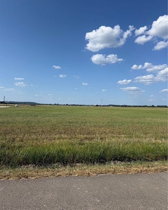 1st image of Drake Rd