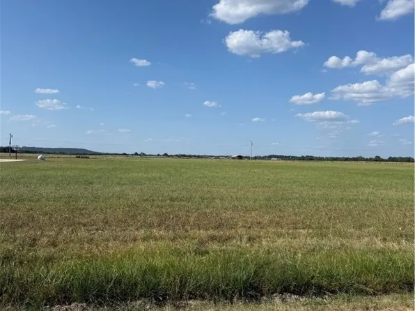 Drake Rd, Sallisaw, OK 74955