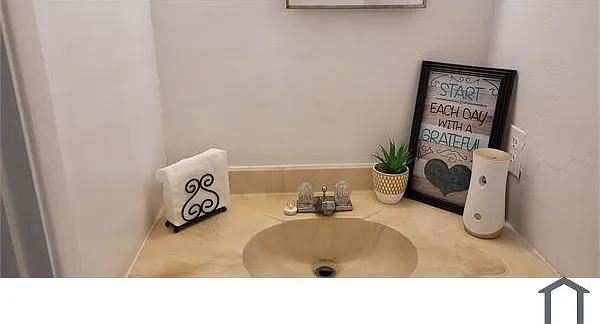 1023 Elmwood St #B — Photo 22