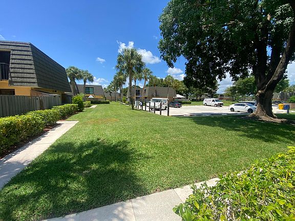 3rd image of 3125 31st Way