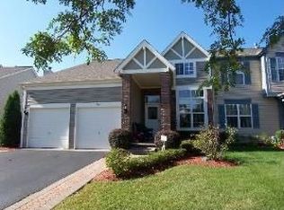 1941 Barnhill Dr, Mundelein, IL