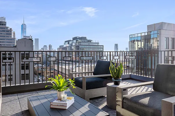 Sold by Reuveni LLC | media 25