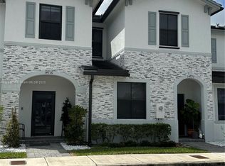 14720 SW 181st Ter, Miami, FL 33187