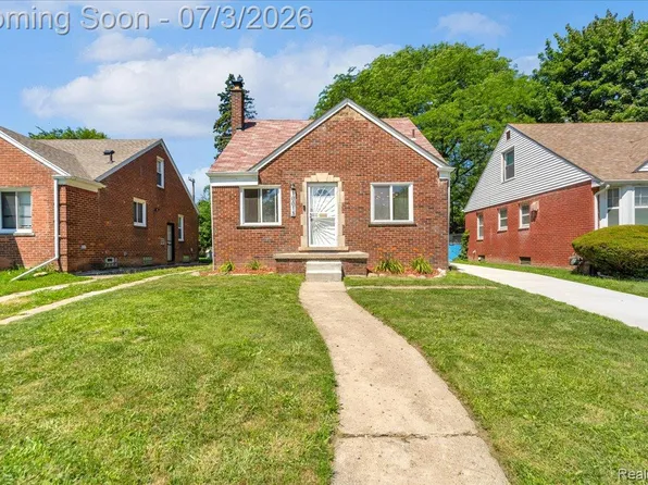 10013 Warwick St, Detroit, MI 48228