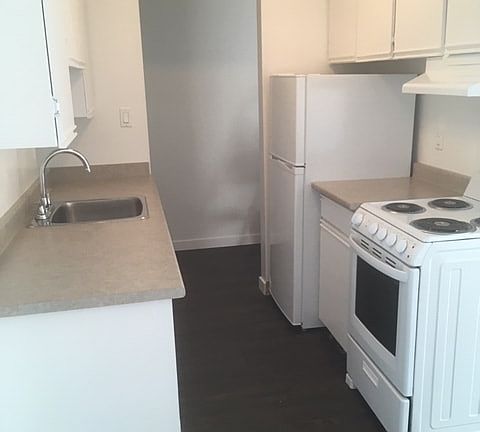 4th image of 3300 Oak St #1520373