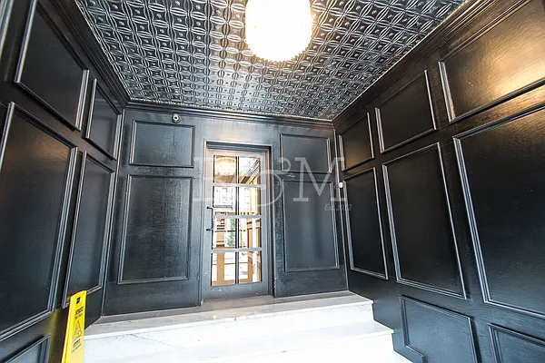 Rented by Brick&Mortar | media 51