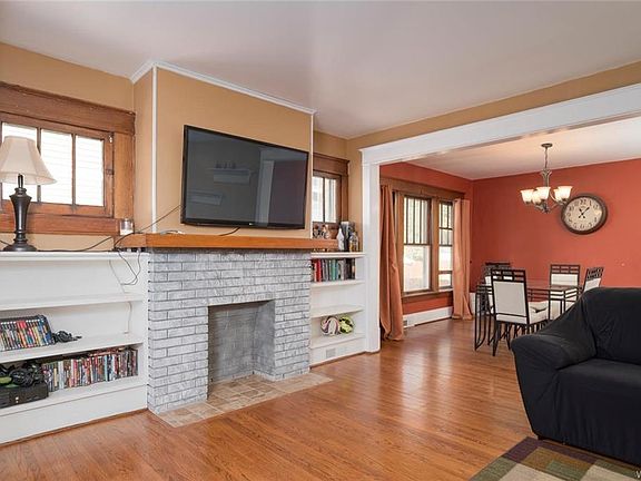 5th image of 154 Villa Ave
