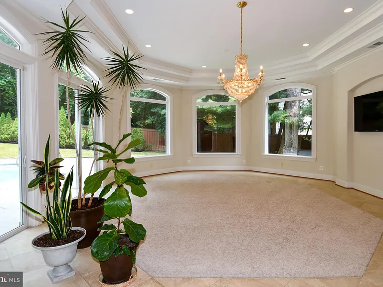 7104 Old Dominion Dr — Photo 28