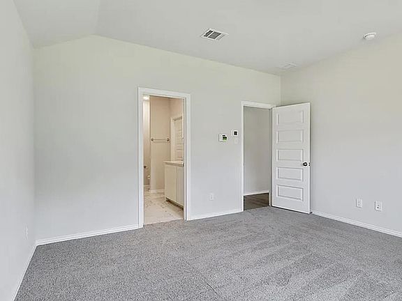 3rd image of 2217 Pacific Ave