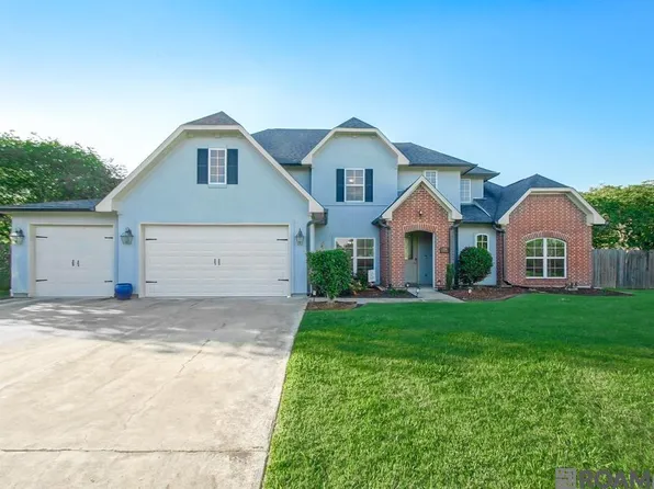 2239 Saint Andrews Ave, Zachary, LA 70791