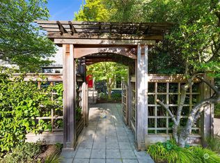 2210 32nd Ave S, Seattle, WA 98144