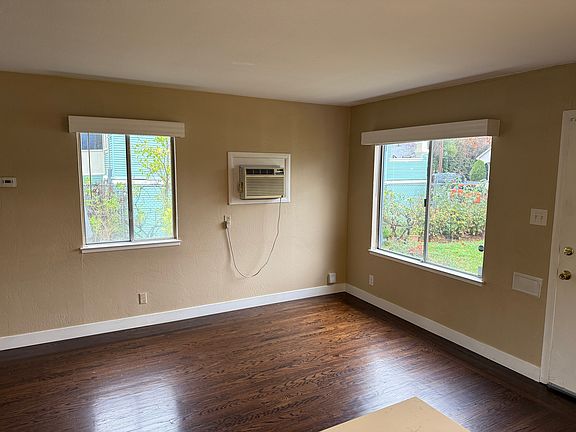 5th image of 2631 U St #C