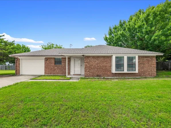 325 Marshall Creek Rd, Roanoke, TX 76262
