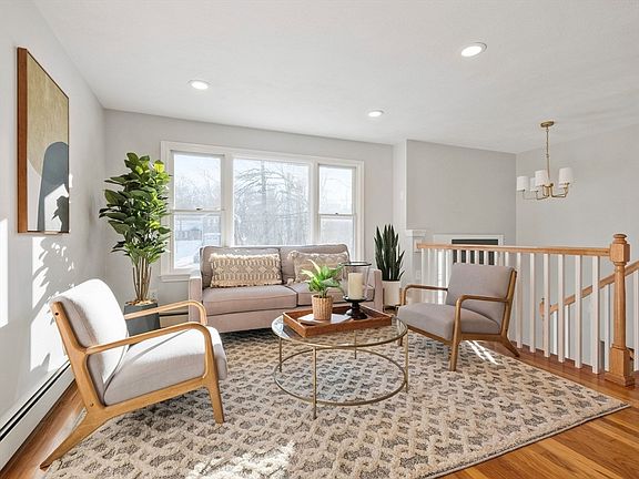 5th image of 119 Van Norden Rd