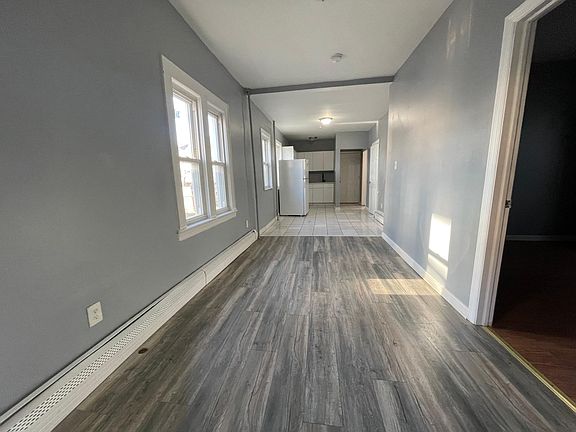 3rd image of 112 Amherst St Floor 2