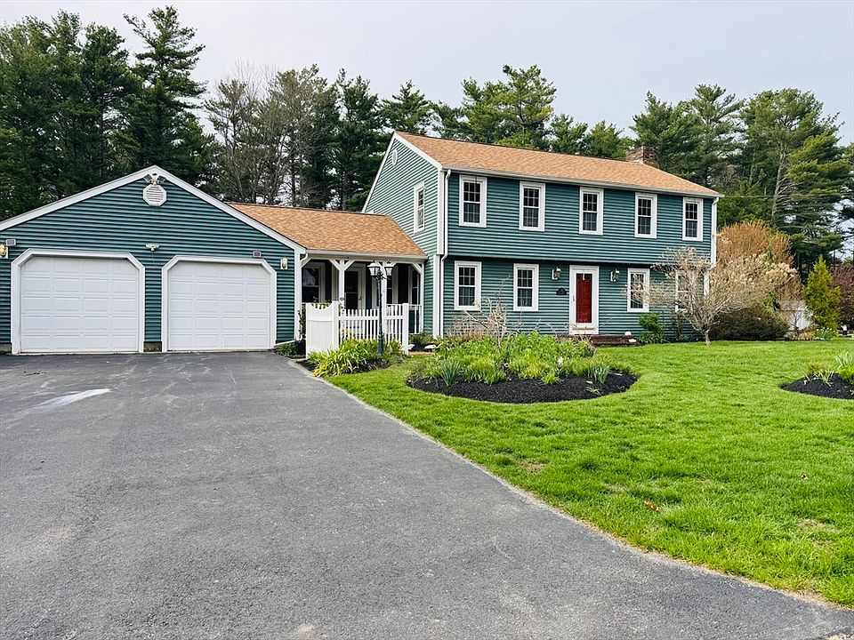 1st image of 10 Parker Dr