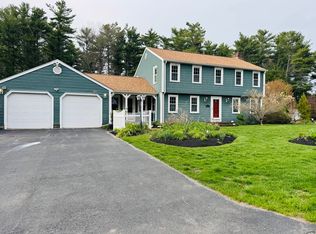 10 Parker Dr, East Freetown, MA 02717