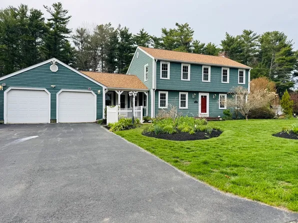 10 Parker Dr, East Freetown, MA 02717