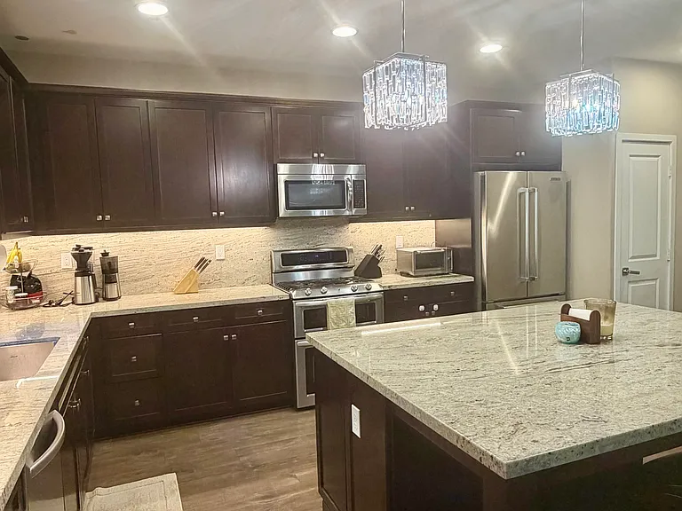 7902 Altana Way — Photo 2