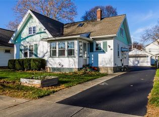 68 Chimayo Rd, Rochester, NY 14617