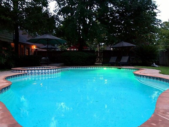 2nd image of 5822 Lone Cedar Dr