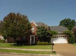 1321 River Bank Dr, Collierville, TN 38017