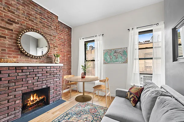 Sold by Engel & Völkers New York Real Estate | media 9