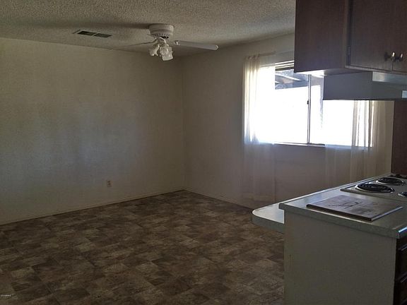 4th image of 3830 W Glendale Ave
