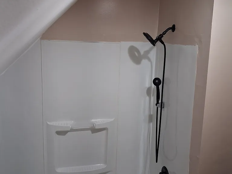 17-19 Mahl Ave #3 — Photo 7