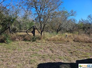 127 Whitetail Ln, Woodsboro, TX 78393
