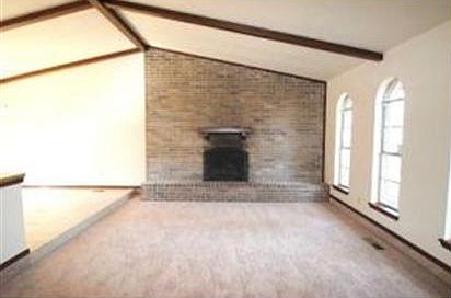 3rd image of 1319 Whippoorwill Dr