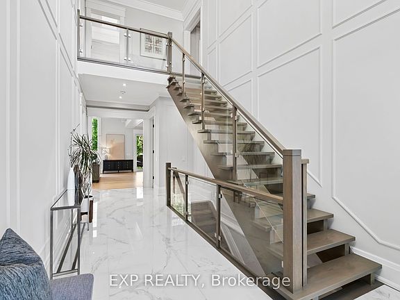 3rd image of 74 Bedford Park Ave