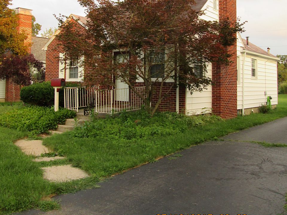 2nd image of 373 E Kanawha Ave