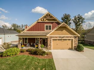10960 Prairie Lake Dr, Apison, TN 37302