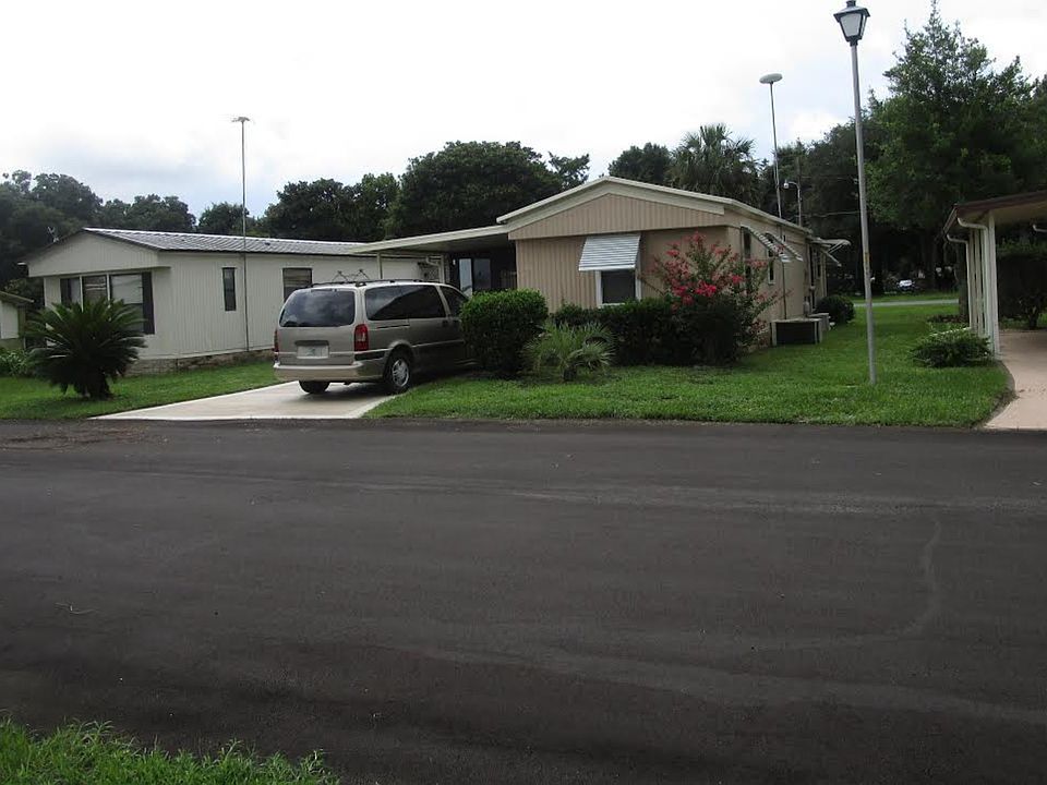 1st image of 39 Lakeview Dr