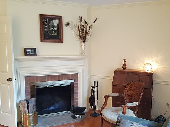 Den w/ Fireplace