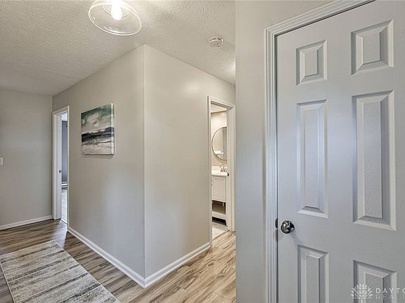 5th image of 3284 Adell Dr