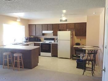4th image of 2038 E Vista Dr
