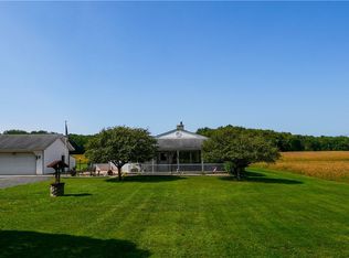 6677 Fee Rd, Rome, OH 44085