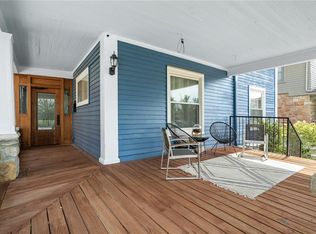 4033 Warwick Blvd, Kansas City, MO 64111