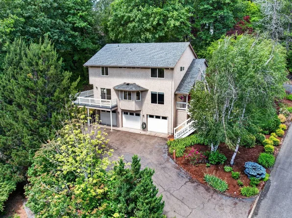 6065 SW Taylor St, Portland, OR 97221