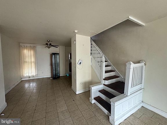2nd image of 6409 N Woodstock St