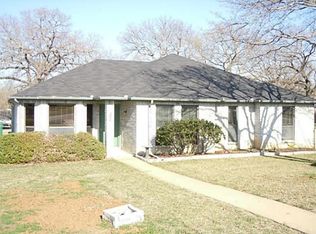 532 Addison St, Lake Dallas, TX 75065